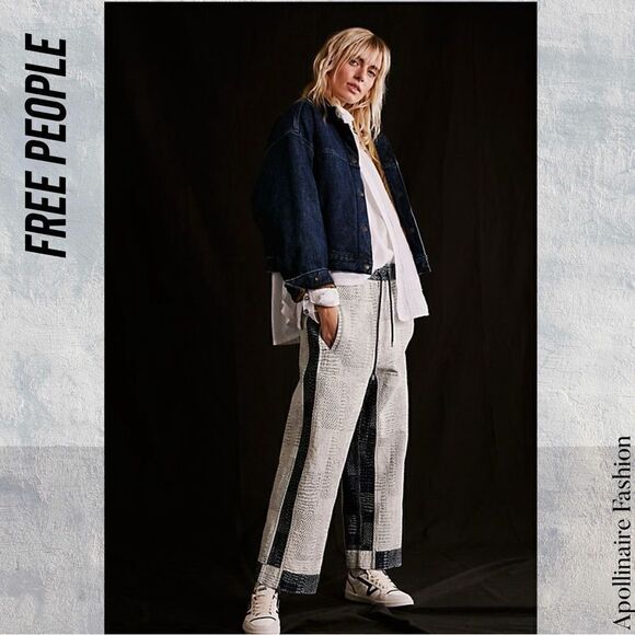 WE THE FREE MISFIT BORO REVERSIBLE HAREM JEANS IN NAVY WHITE COMBO NEW - Picture 7 of 13